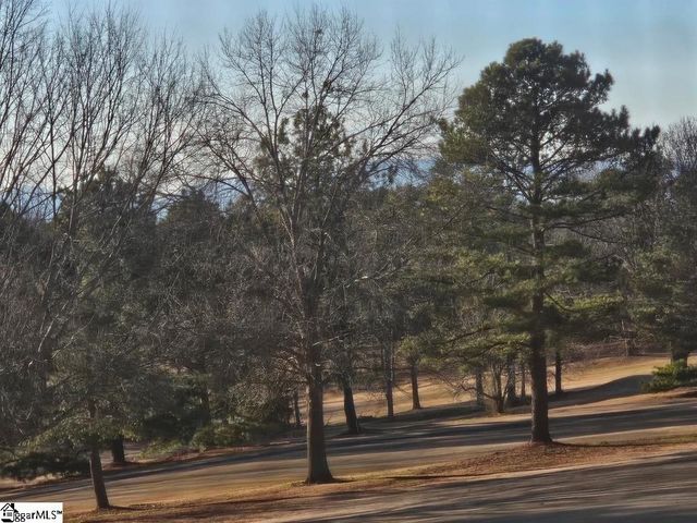 200 Sneeds Drive, Inman, SC 29349