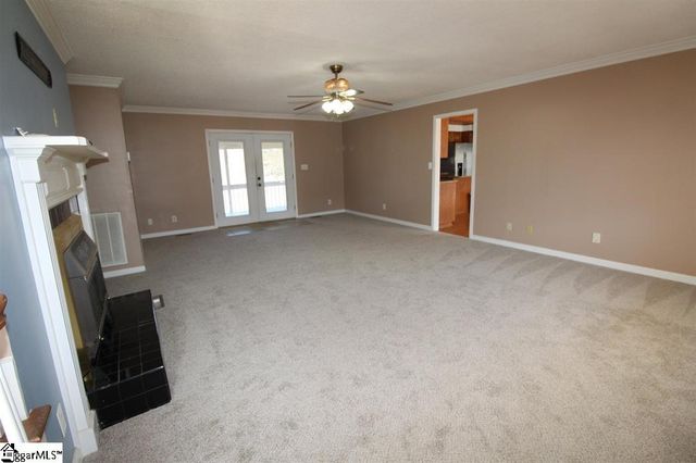 200 Sneeds Drive, Inman, SC 29349