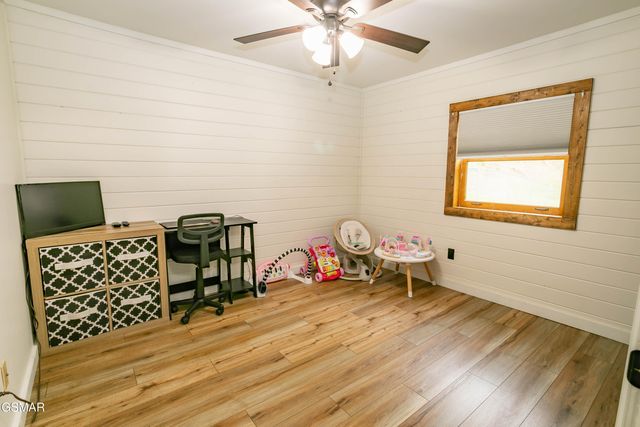 3650 Four Seasons Lane, Sevierville, TN 37862