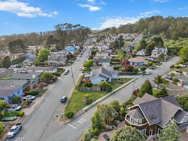 423 Montecito Avenue, El Granada, CA 94018