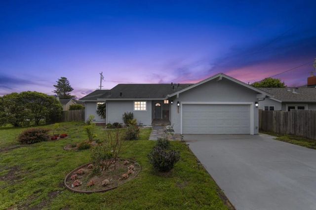 423 Montecito Avenue, El Granada, CA 94018