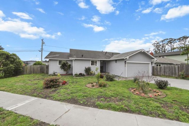 423 Montecito Avenue, El Granada, CA 94018