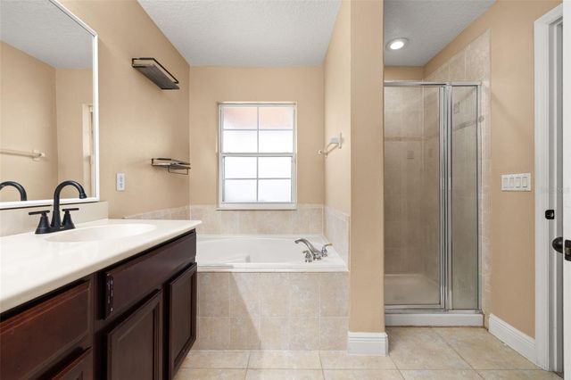 811 ASSEMBLY COURT, Reunion, FL 34747