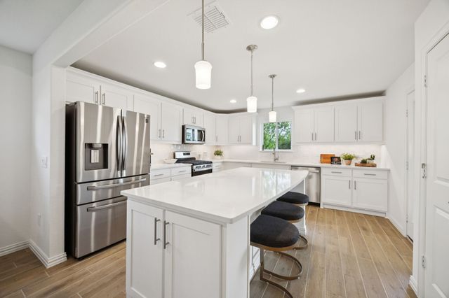 401 Long Pines Drive, Mckinney, TX 75071