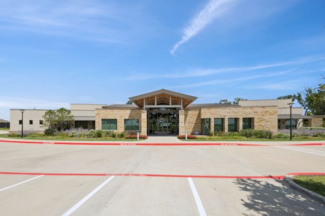 401 Long Pines Drive, Mckinney, TX 75071