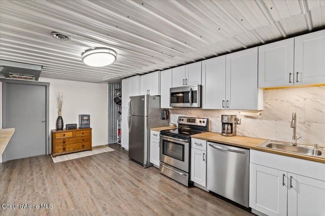9675 N Valley WAY, Hayden, ID 83835