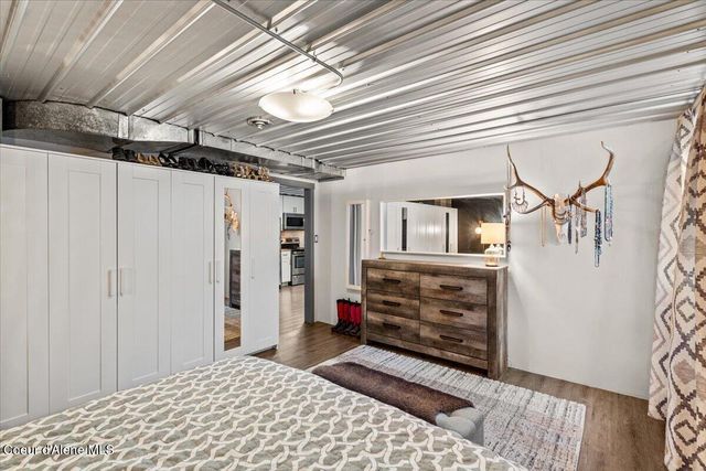 9675 N Valley WAY, Hayden, ID 83835