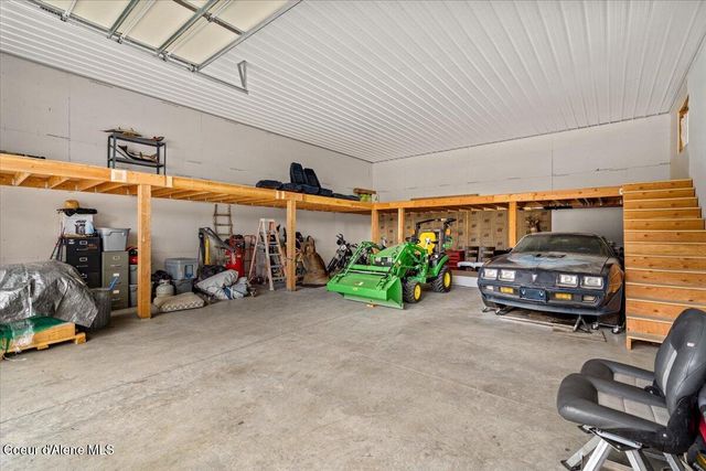 9675 N Valley WAY, Hayden, ID 83835