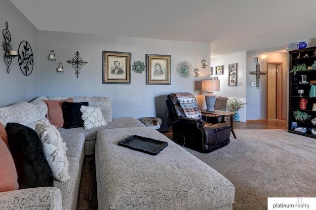 830 N Grant Street, Fremont, NE 68025