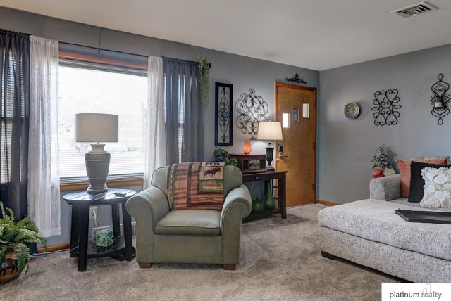 830 N Grant Street, Fremont, NE 68025