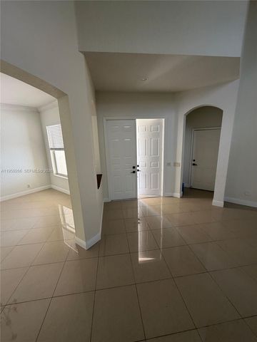 1819 Mariners Ln 1819, Weston, FL 33327