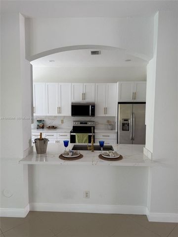 1819 Mariners Ln 1819, Weston, FL 33327