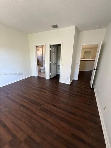 1819 Mariners Ln 1819, Weston, FL 33327