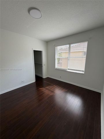 1819 Mariners Ln 1819, Weston, FL 33327