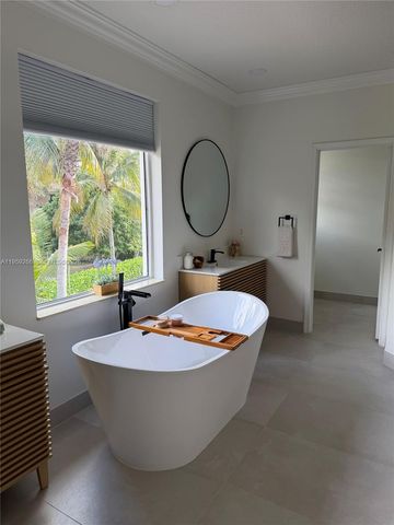 1819 Mariners Ln 1819, Weston, FL 33327