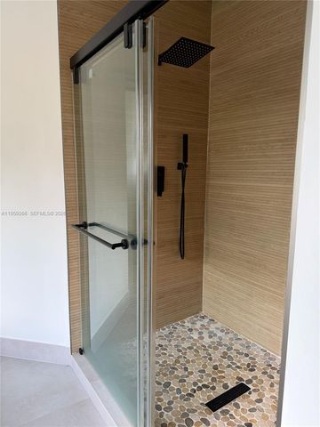 1819 Mariners Ln 1819, Weston, FL 33327