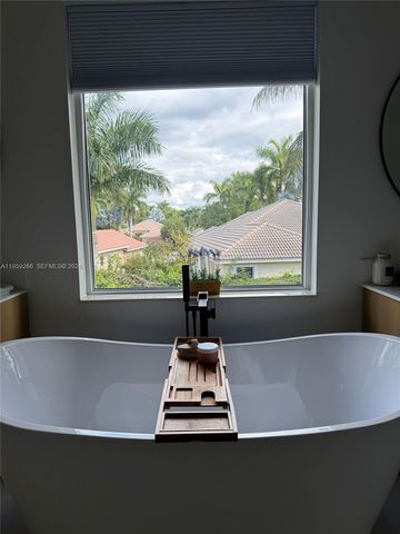 1819 Mariners Ln 1819, Weston, FL 33327