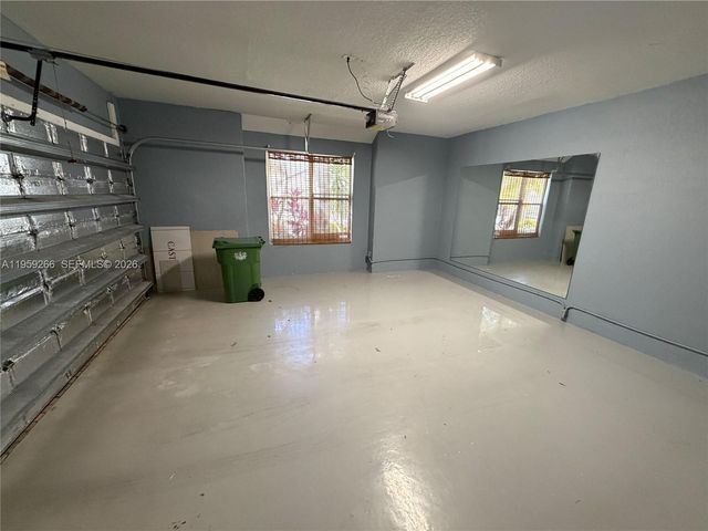 1819 Mariners Ln 1819, Weston, FL 33327