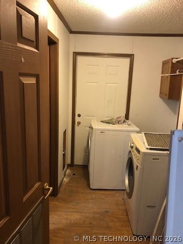 297 SPRING CREEK Street, Pryor, OK 74361