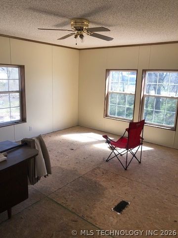 297 SPRING CREEK Street, Pryor, OK 74361