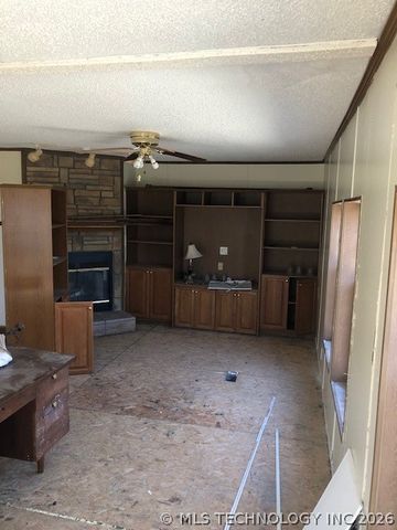 297 SPRING CREEK Street, Pryor, OK 74361