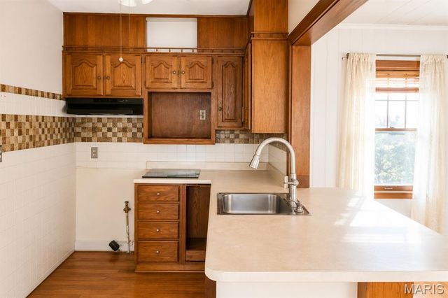 1208 Brown Street, Alton, IL 62002