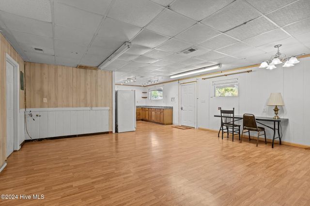 2361 Highway 101, Beaufort, NC 28516