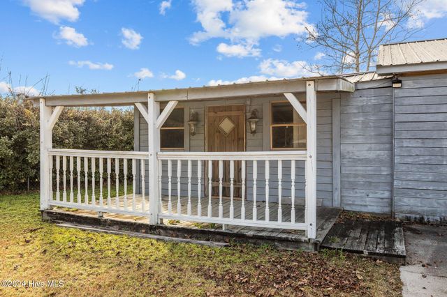 2361 Highway 101, Beaufort, NC 28516