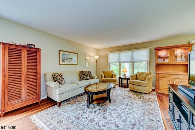 11 PARK EDGE, Berkeley Heights Twp., NJ 07922