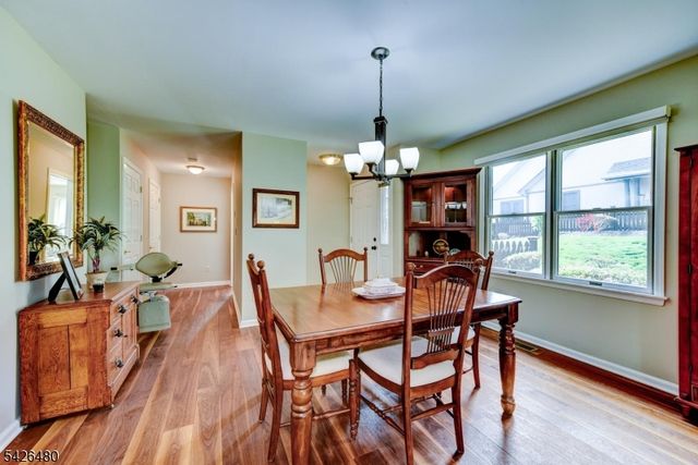 11 PARK EDGE, Berkeley Heights Twp., NJ 07922