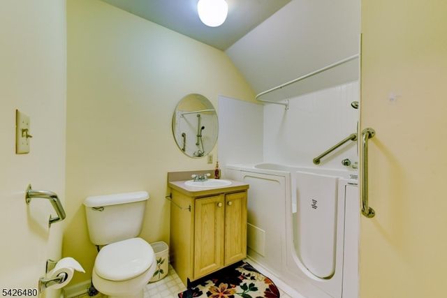 11 PARK EDGE, Berkeley Heights Twp., NJ 07922