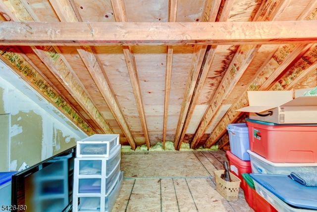 11 PARK EDGE, Berkeley Heights Twp., NJ 07922