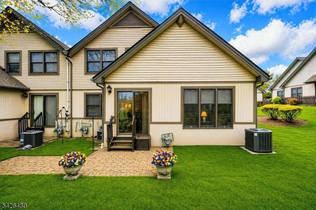 11 PARK EDGE, Berkeley Heights Twp., NJ 07922