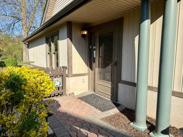 11 PARK EDGE, Berkeley Heights Twp., NJ 07922