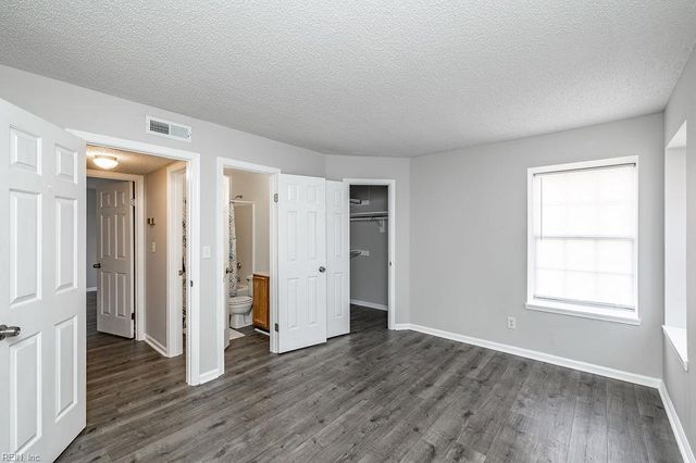 1605 Stone Moss Reach Apt B, Chesapeake, VA 23320