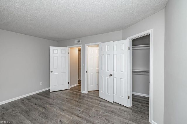 1605 Stone Moss Reach Apt B, Chesapeake, VA 23320