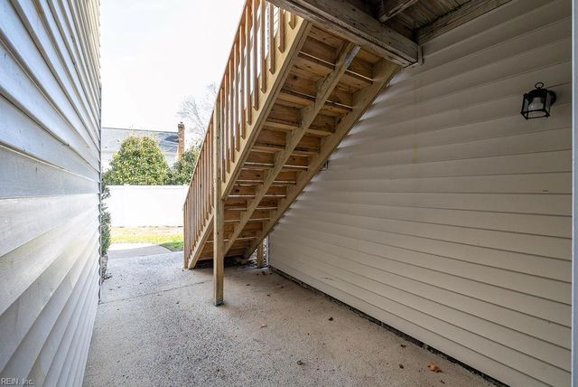 1605 Stone Moss Reach Apt B, Chesapeake, VA 23320