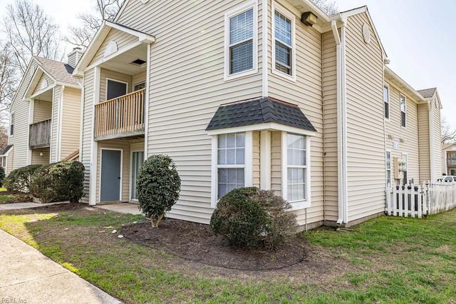 1605 Stone Moss Reach Apt B, Chesapeake, VA 23320