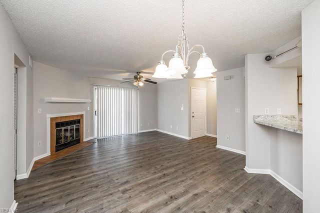 1605 Stone Moss Reach Apt B, Chesapeake, VA 23320