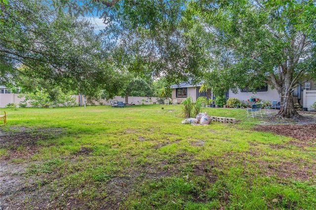 131 SPRING LAKE BOULEVARD NW, Port Charlotte, FL 33952