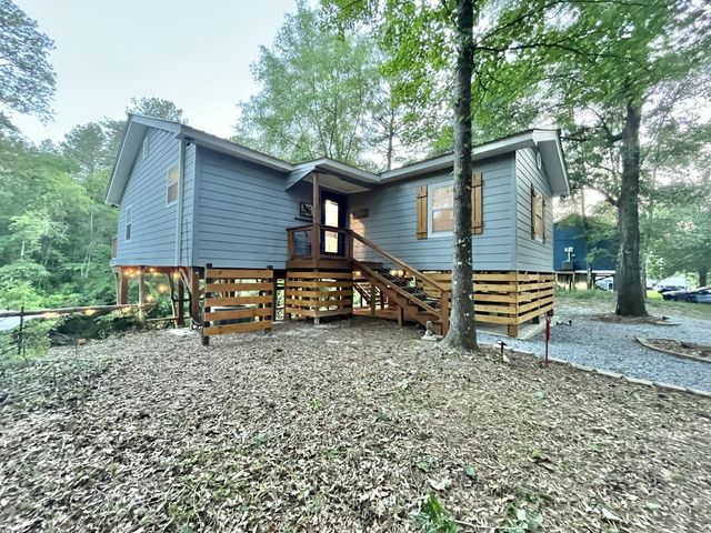 56 Landing Rd., Hattiesburg, MS 39401
