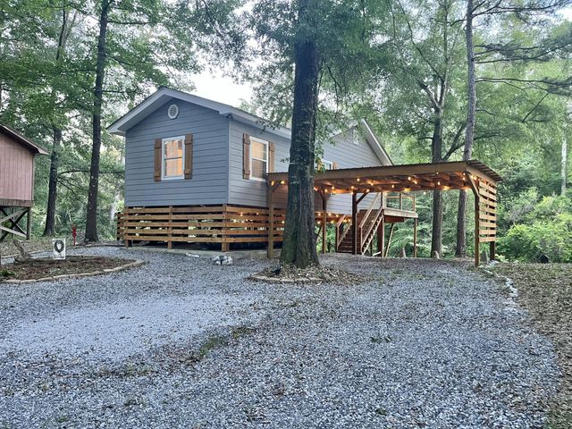 56 Landing Rd., Hattiesburg, MS 39401