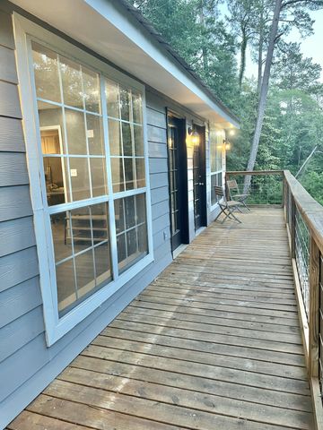 56 Landing Rd., Hattiesburg, MS 39401