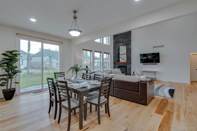 343 Amelia Circle, South Lyon, MI 48178