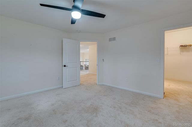 343 Amelia Circle, South Lyon, MI 48178
