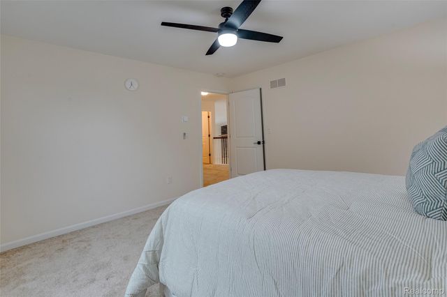 343 Amelia Circle, South Lyon, MI 48178