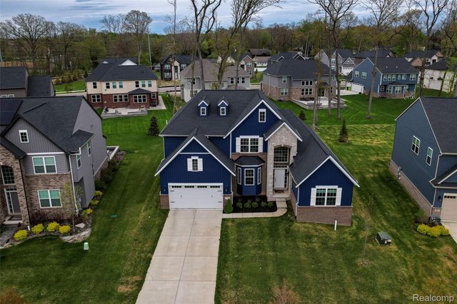 343 Amelia Circle, South Lyon, MI 48178