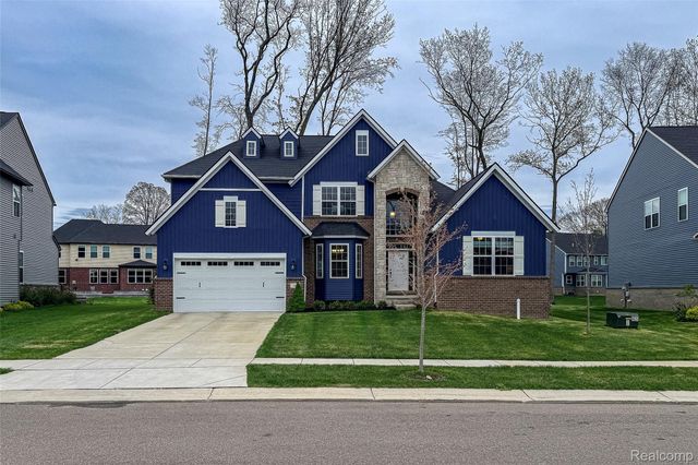 343 Amelia Circle, South Lyon, MI 48178