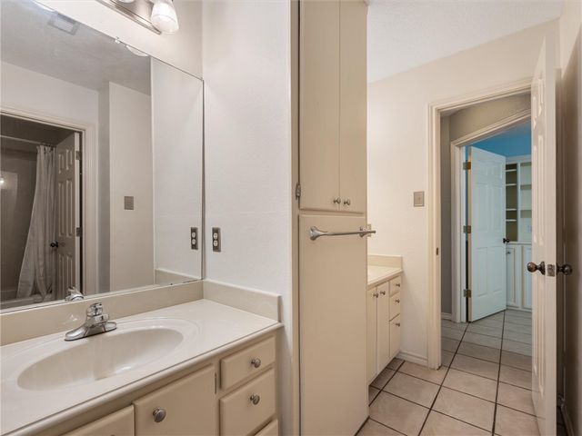 17645 Highway 6, Navasota, TX 77868