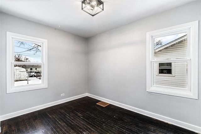 2214 Sherwin Avenue, Eau Claire, WI 54701